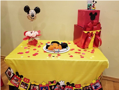 Mickey Mouse centerpiece